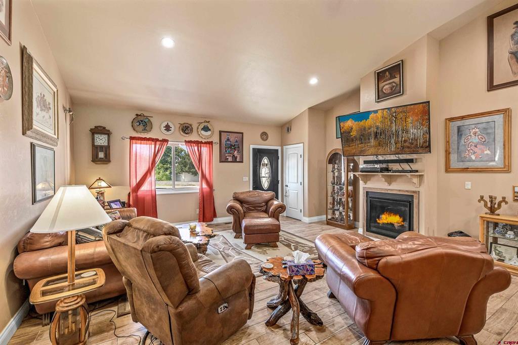 1437 Criterion Street Property Photo 13