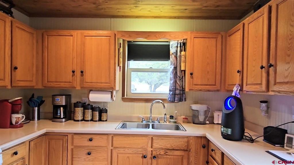 746 Rainbow Trail Property Photo 11