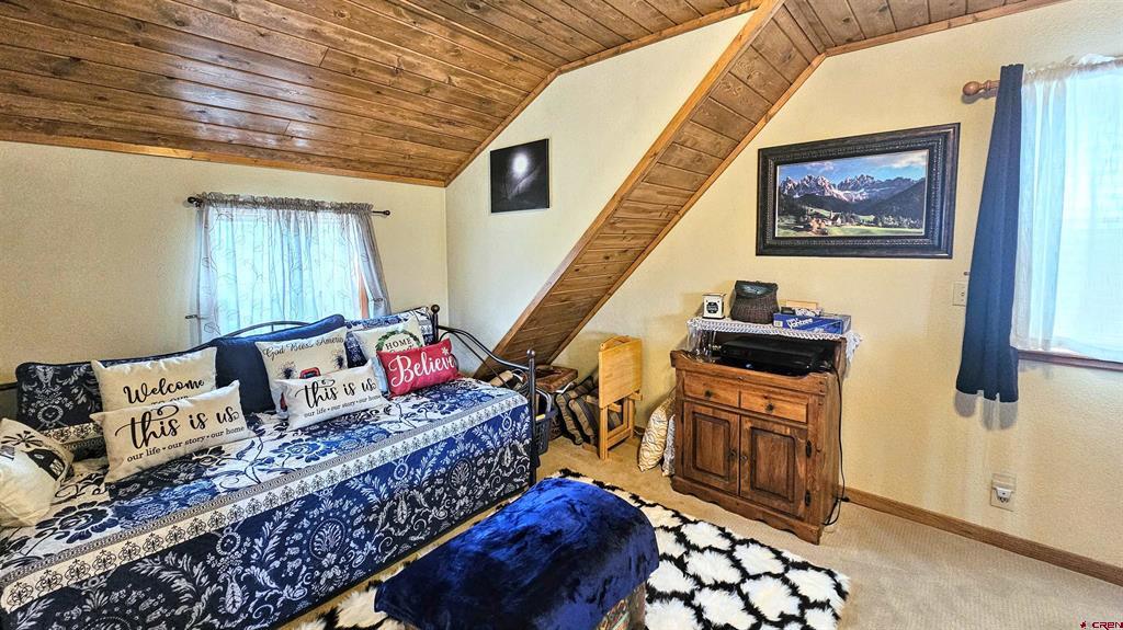 746 Rainbow Trail Property Photo 22