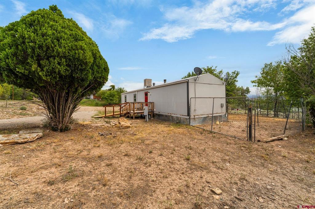 332 E 4th Avenue Property Photo 11