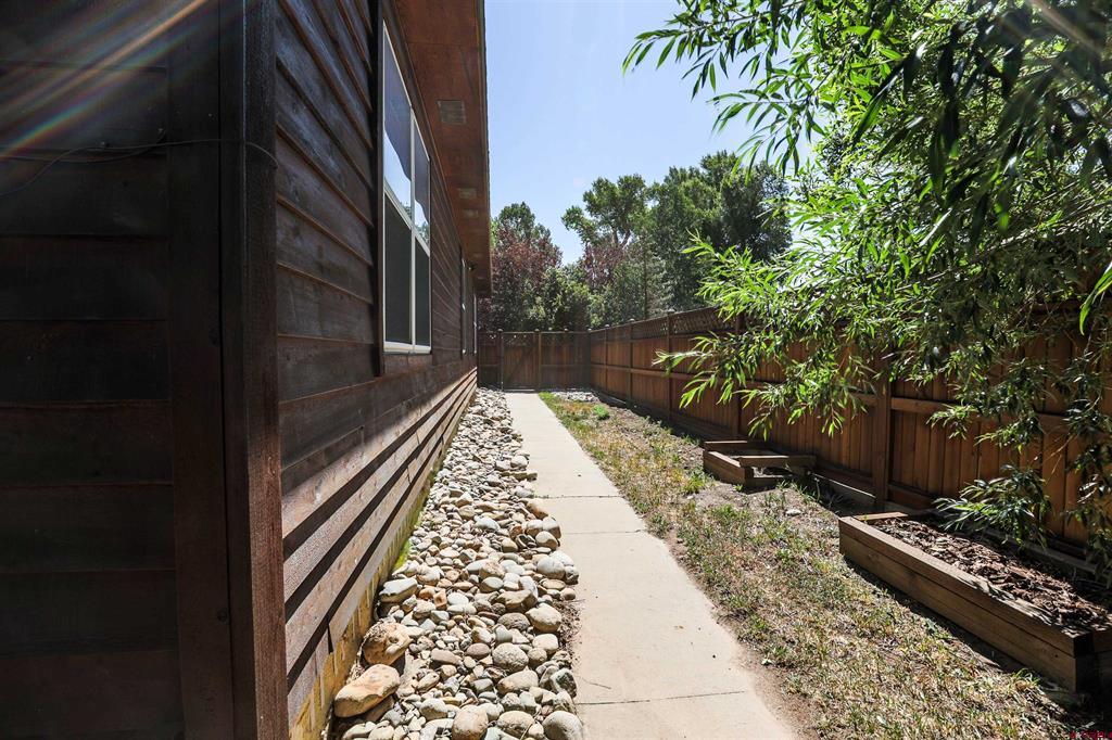 511 N 12th Street Property Photo 9