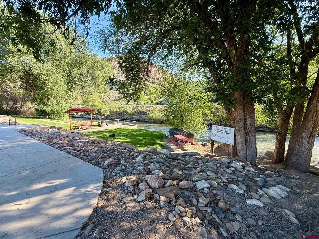 440 Park Drive Property Photo 18