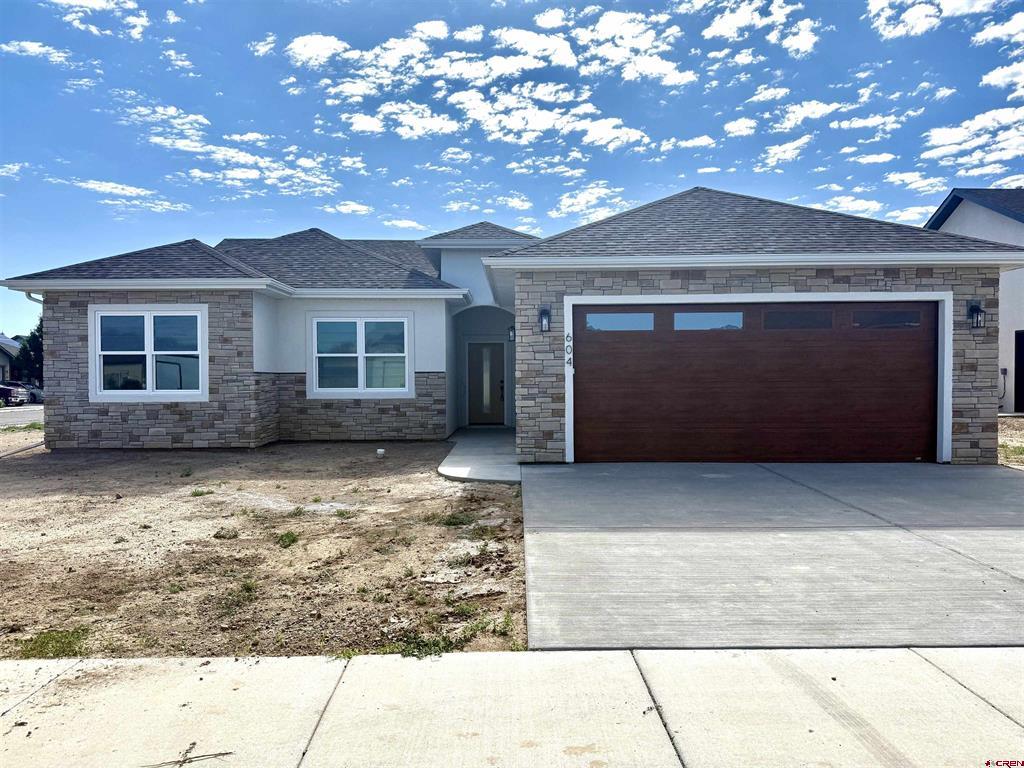 604 Carbonero Avenue Property Photo 1