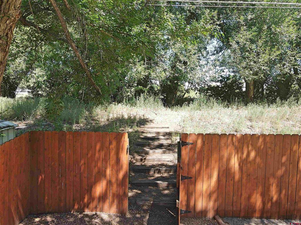 55 Cascade Avenue Property Photo 26