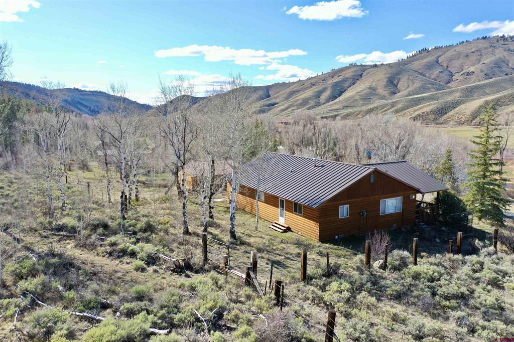 67696 Elk Trail Property Photo 5