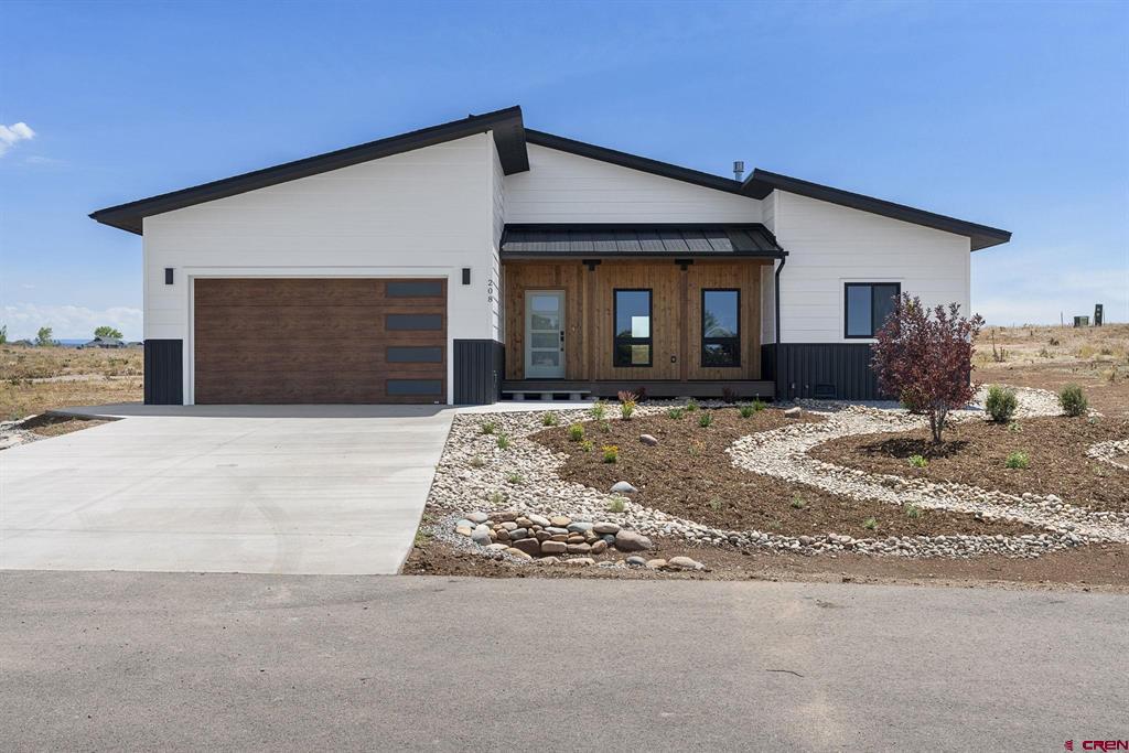 208 Petra Way Property Photo 1