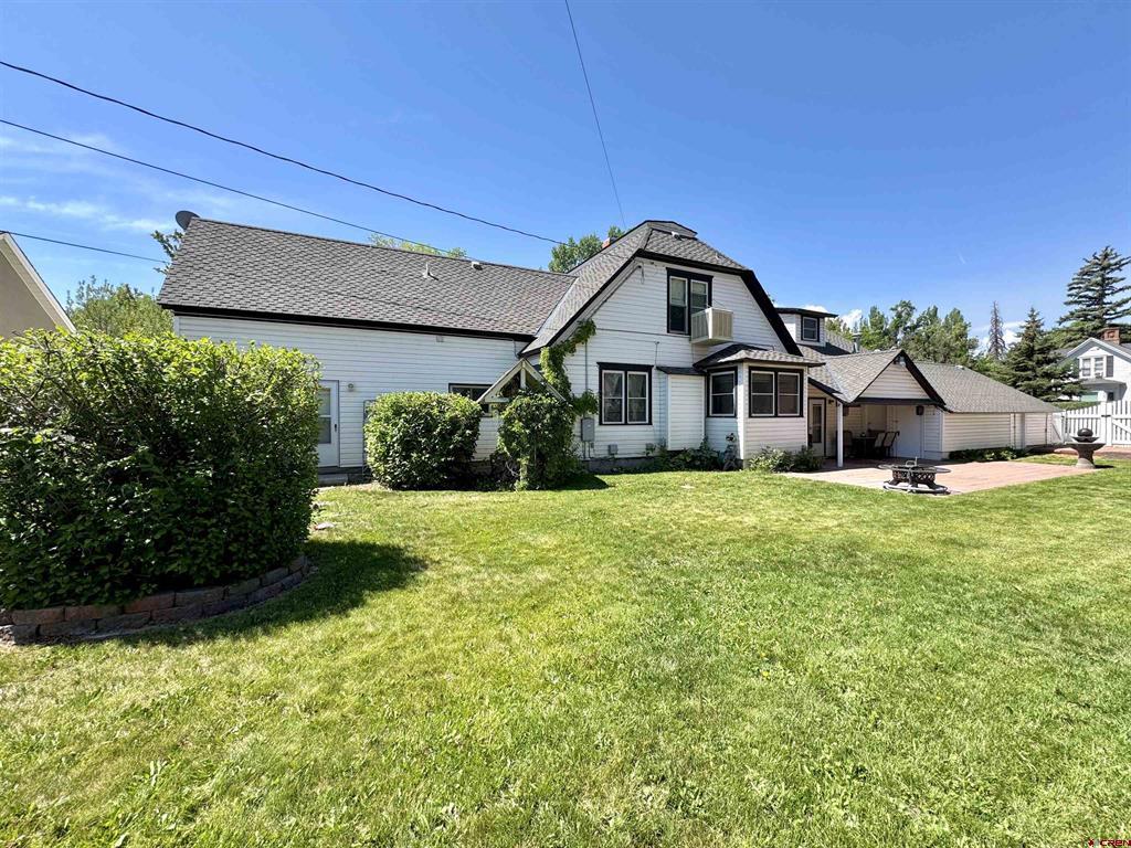 405 1st Avenue Property Photo 5