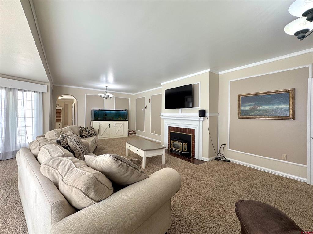 405 1st Avenue Property Photo 13