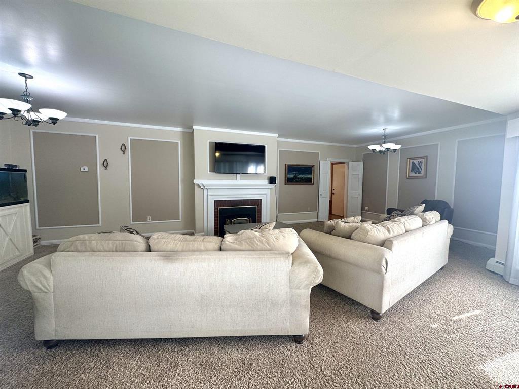 405 1st Avenue Property Photo 14