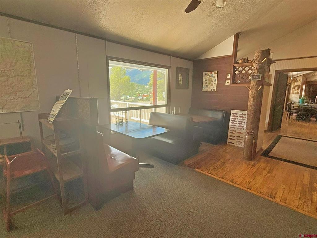 1221 N Highway 149 Property Photo 6