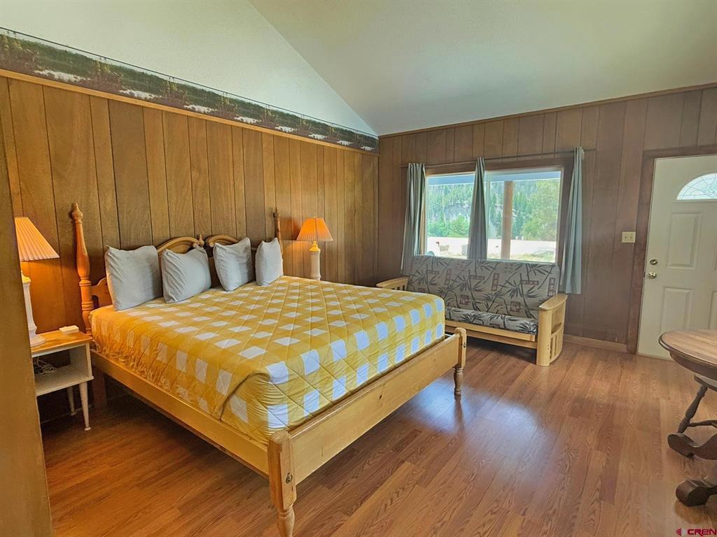 1221 N Highway 149 Property Photo 14