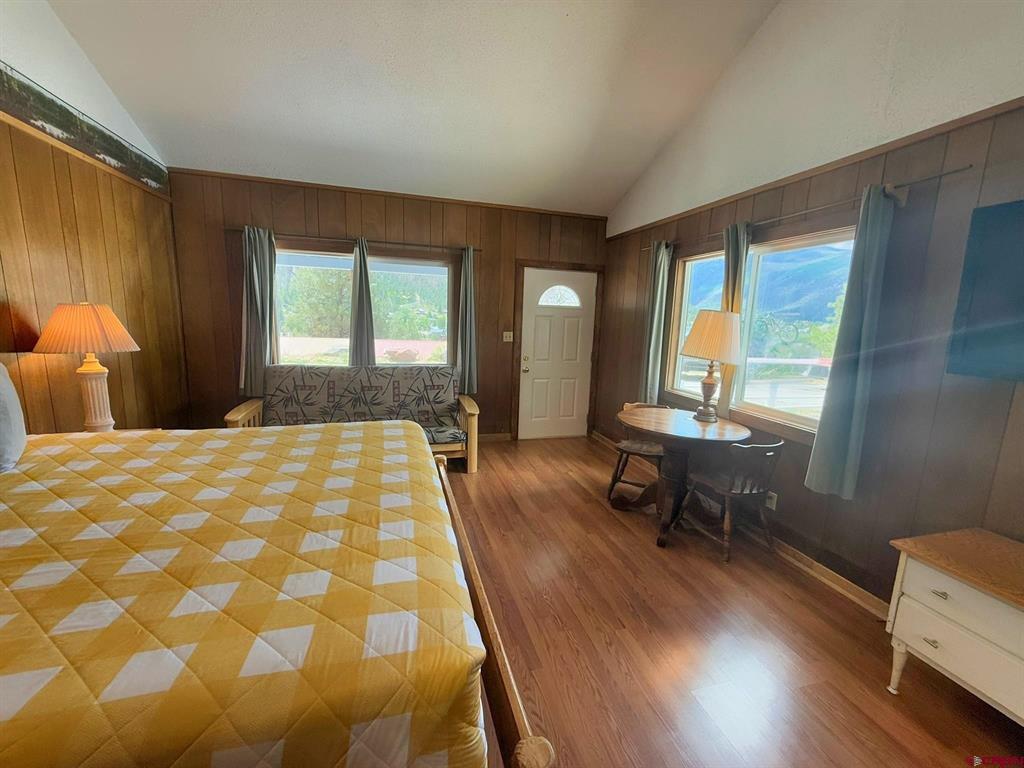 1221 N Highway 149 Property Photo 15