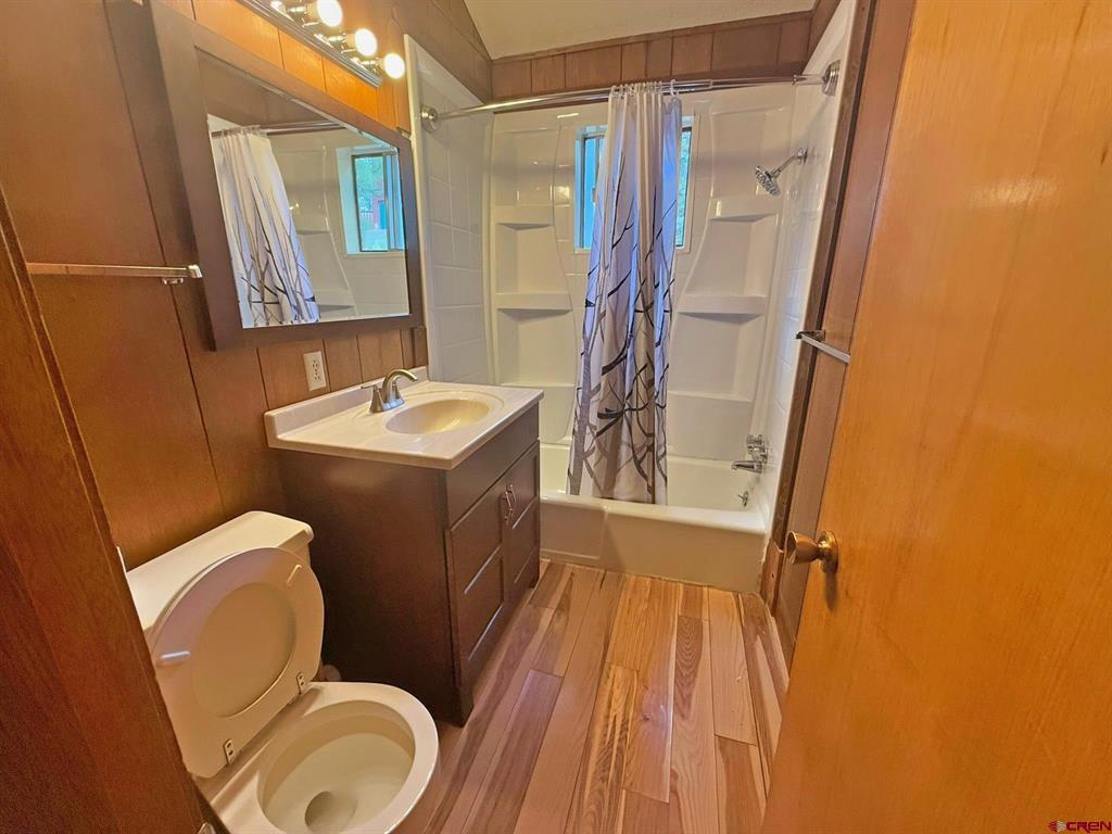 1221 N Highway 149 Property Photo 22