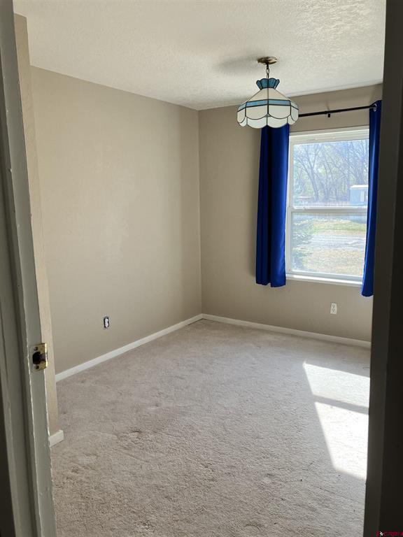 689 50 Highway Property Photo 16