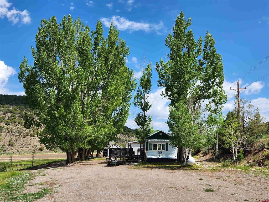 925 County Rd 12 Property Photo 1