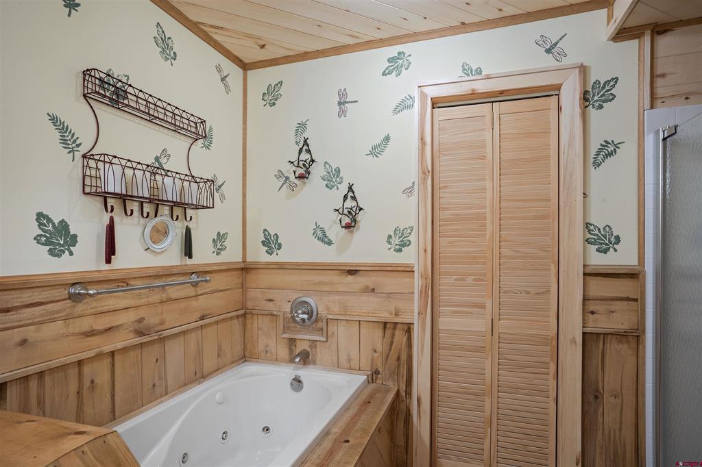 673 County Road 744 Property Photo 29