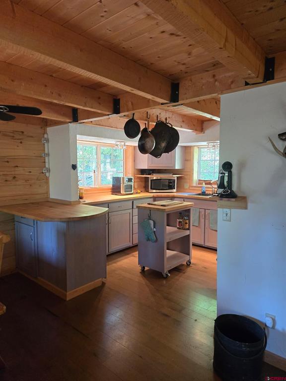 1407 Clarke Mountain Lane Property Photo 10