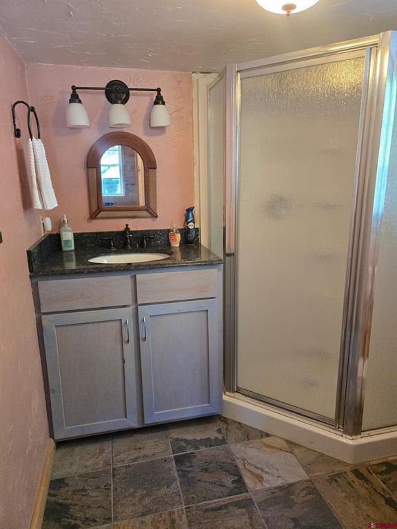 1407 Clarke Mountain Lane Property Photo 17