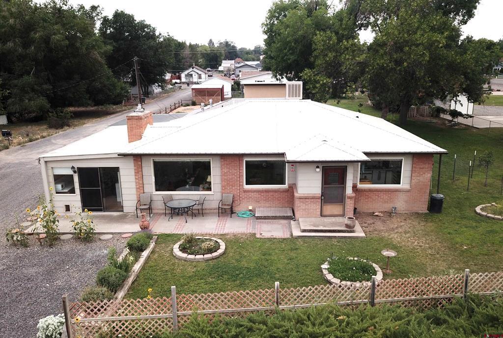 833 And 835 Garnet Avenue Property Photo 1