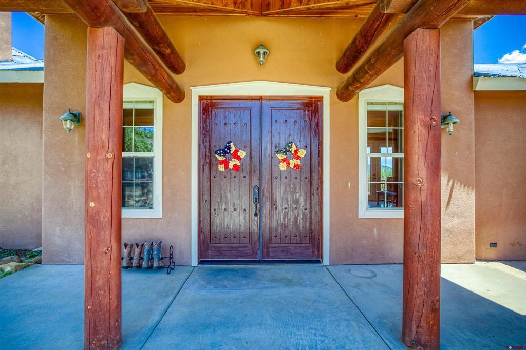 567 Tall Pine Place Property Photo 2