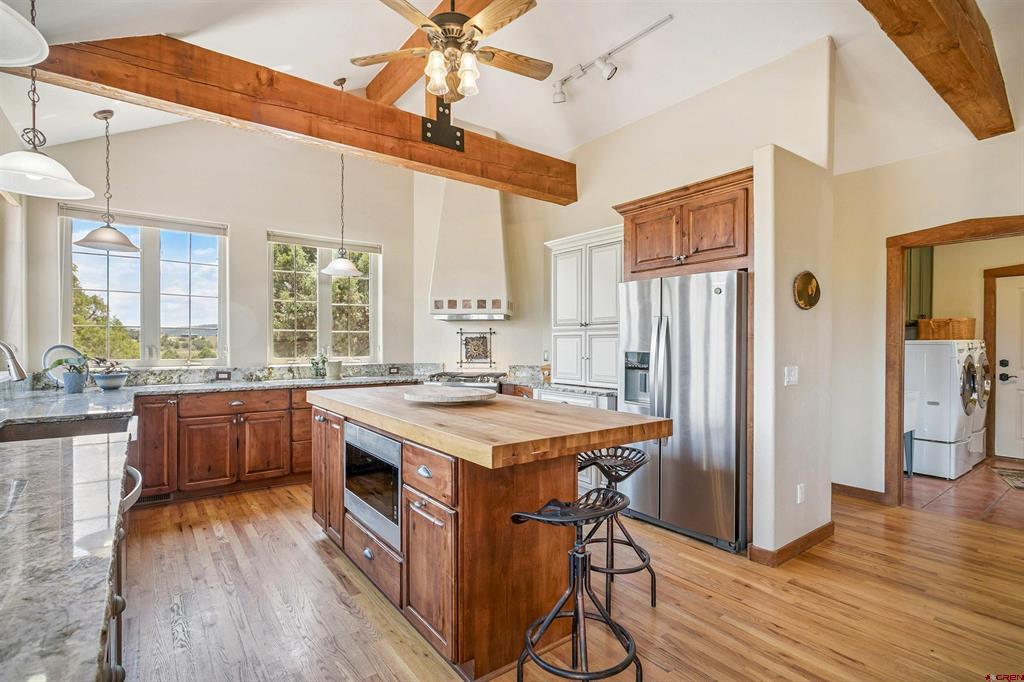 567 Tall Pine Place Property Photo 7