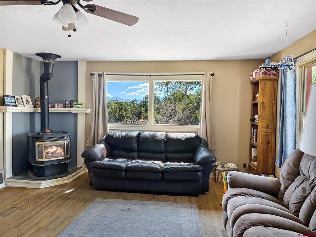 2001 Black Canyon Rd Property Photo 8