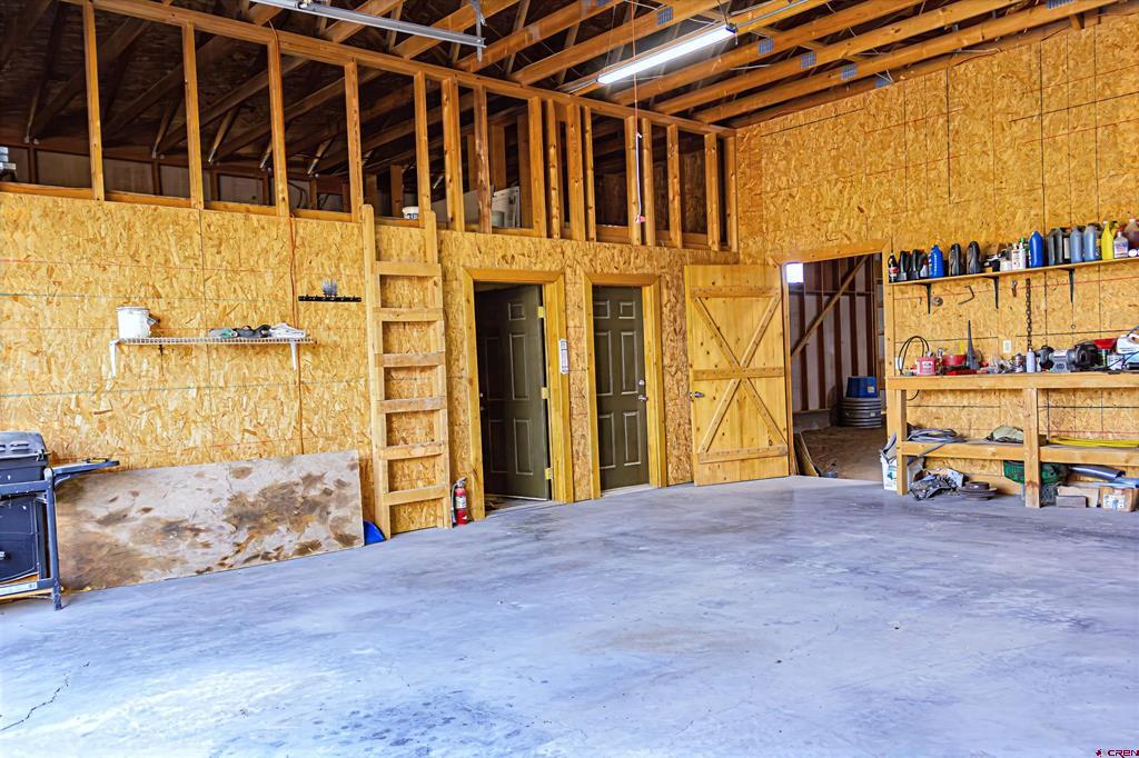 320 County Road 329 Property Photo 5