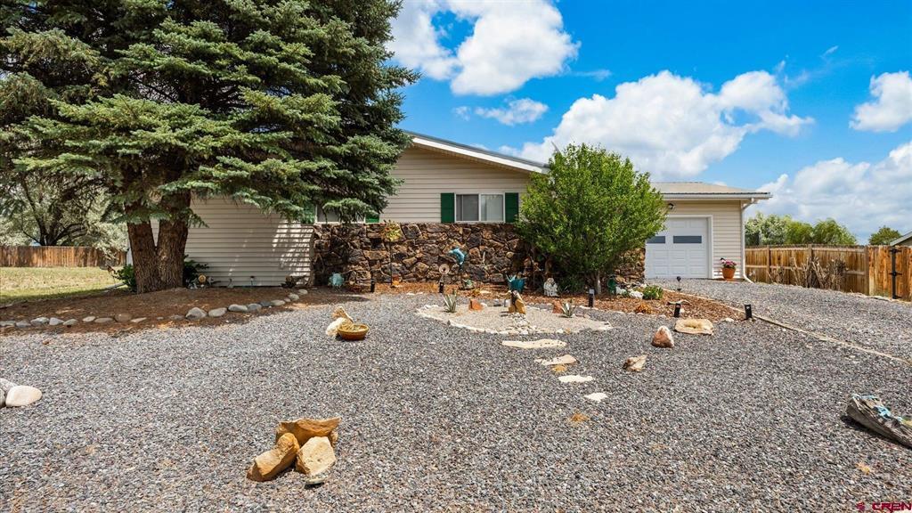 10712 Mesa View Drive Property Photo