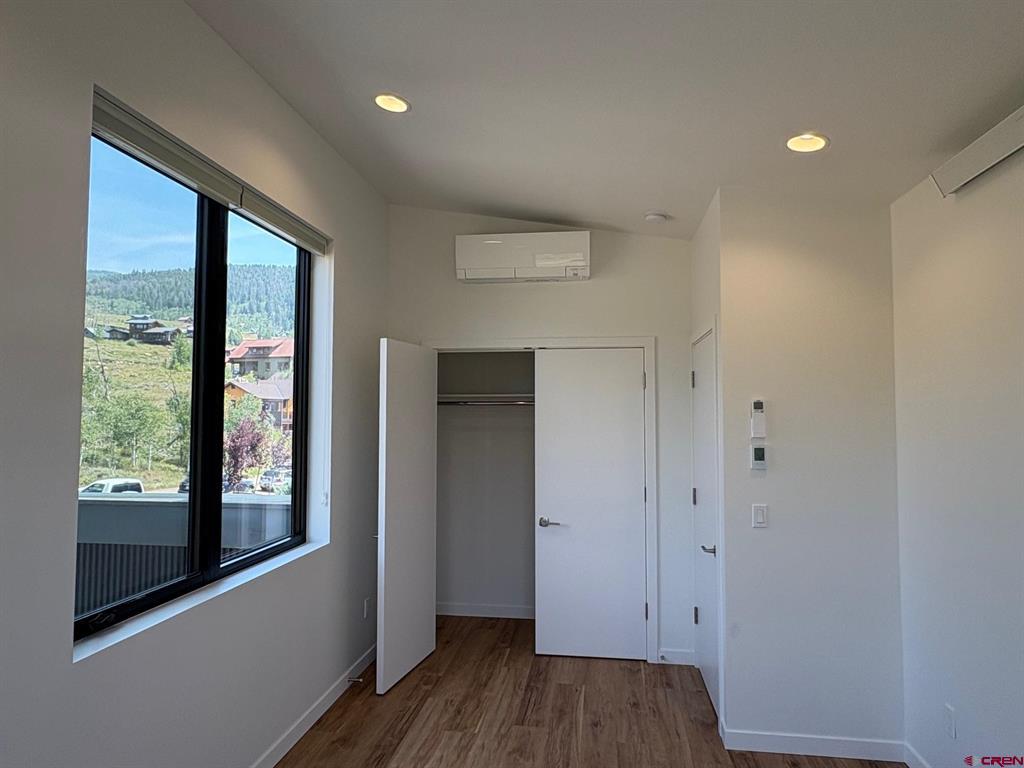 733 Zeligman Property Photo 28