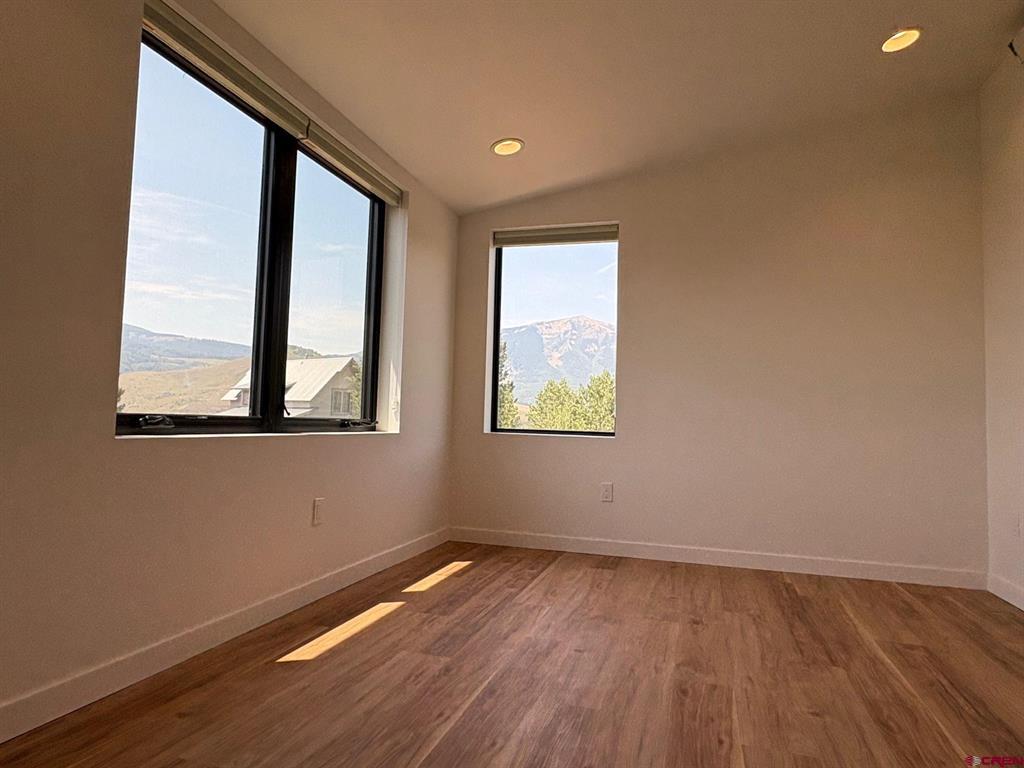 733 Zeligman Property Photo 32