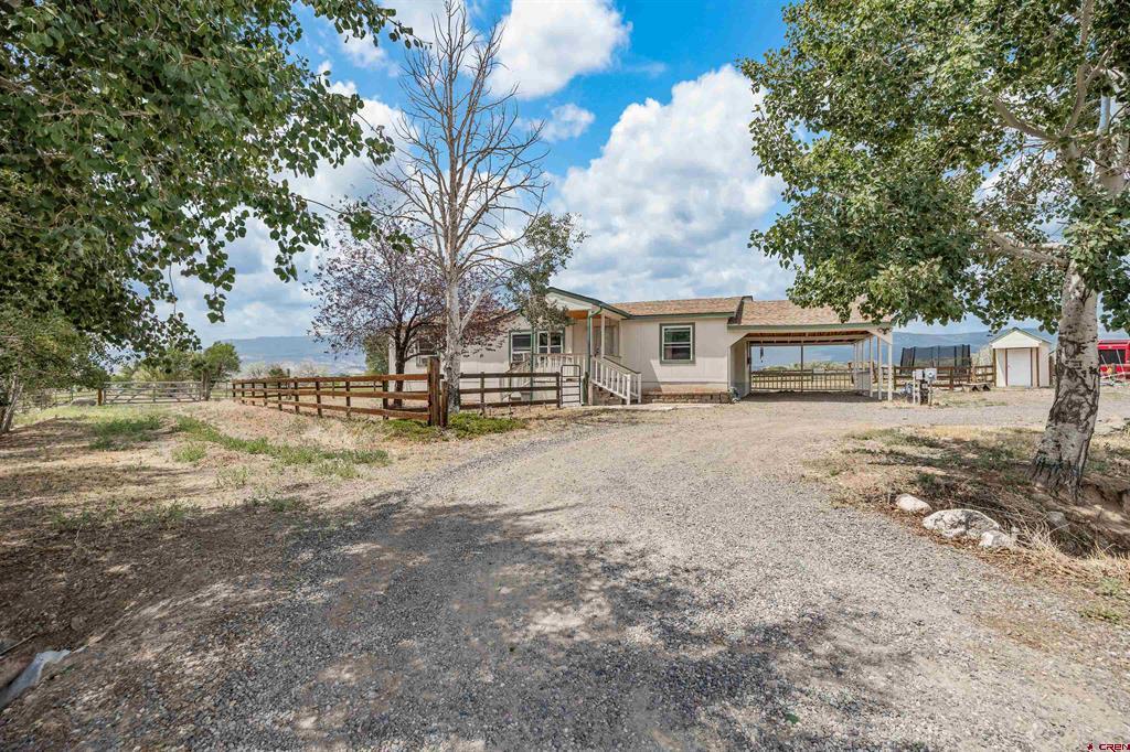 21901 Orchard Grove Road Property Photo 1