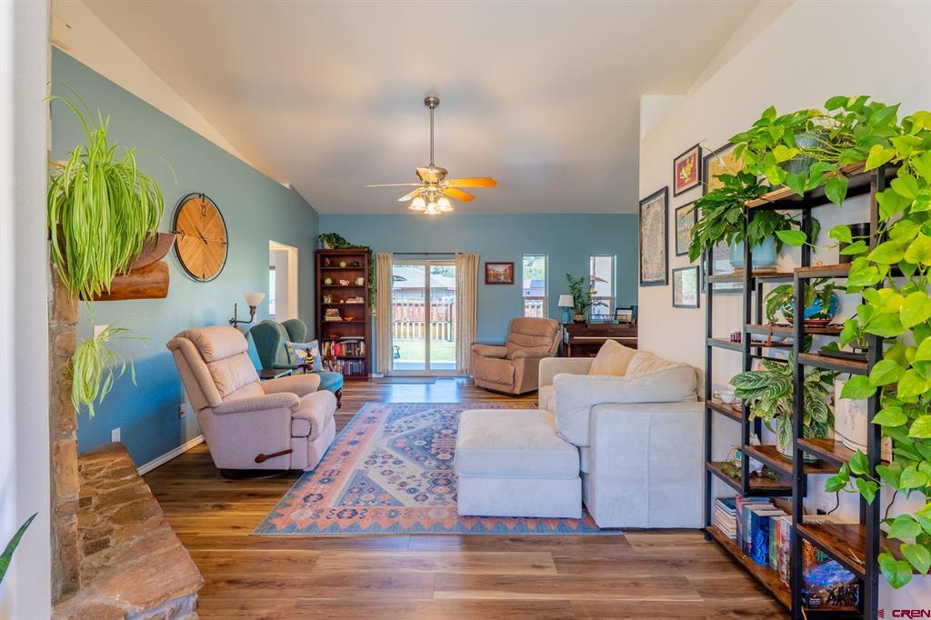 101 Grenadier Place Property Photo 15