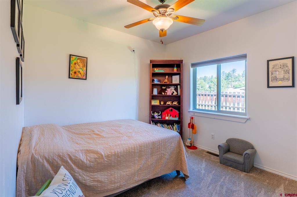 101 Grenadier Place Property Photo 27