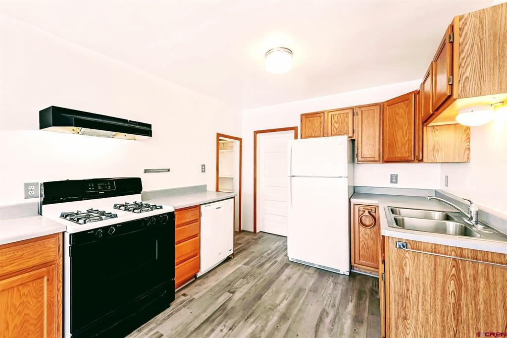 470 Nw Cedar Avenue Property Photo 18