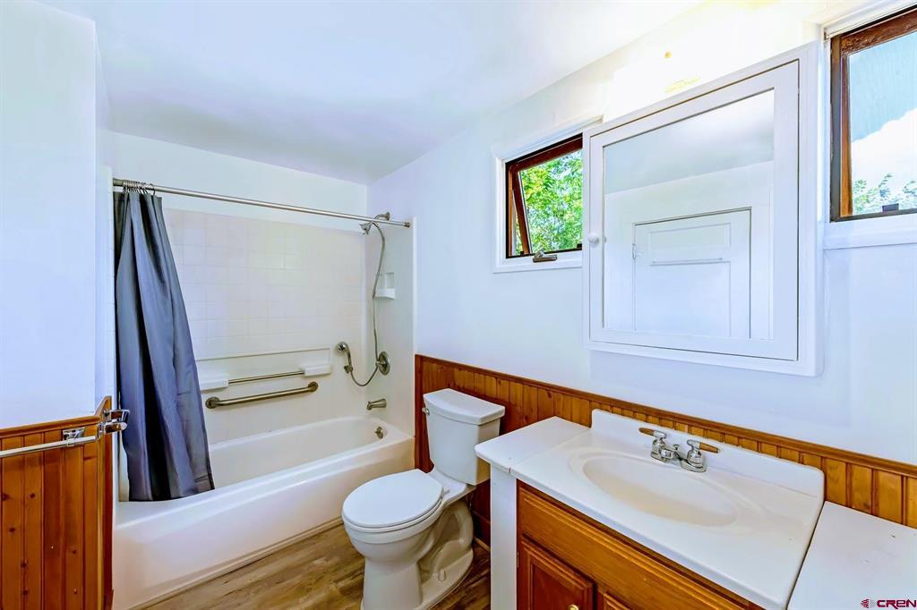 470 Nw Cedar Avenue Property Photo 26