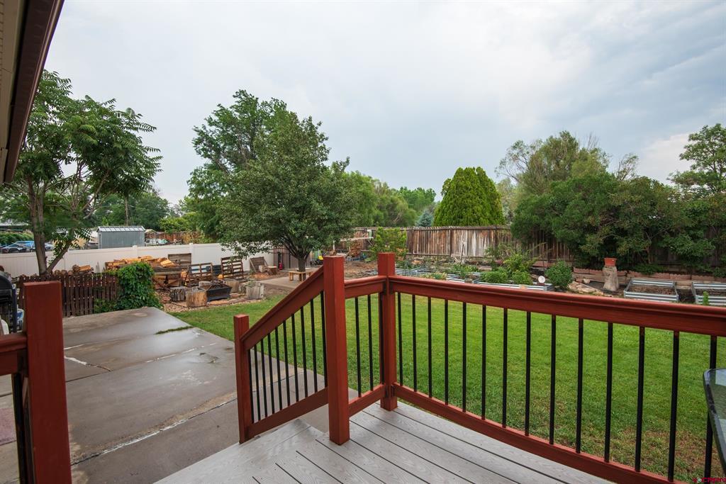 119 Akard Avenue Property Photo 19