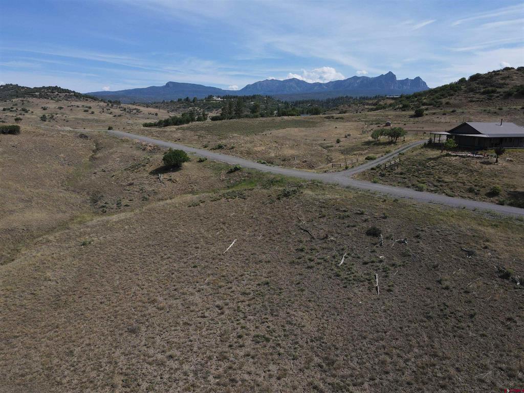 141 Spring Creek Circle Property Photo 9