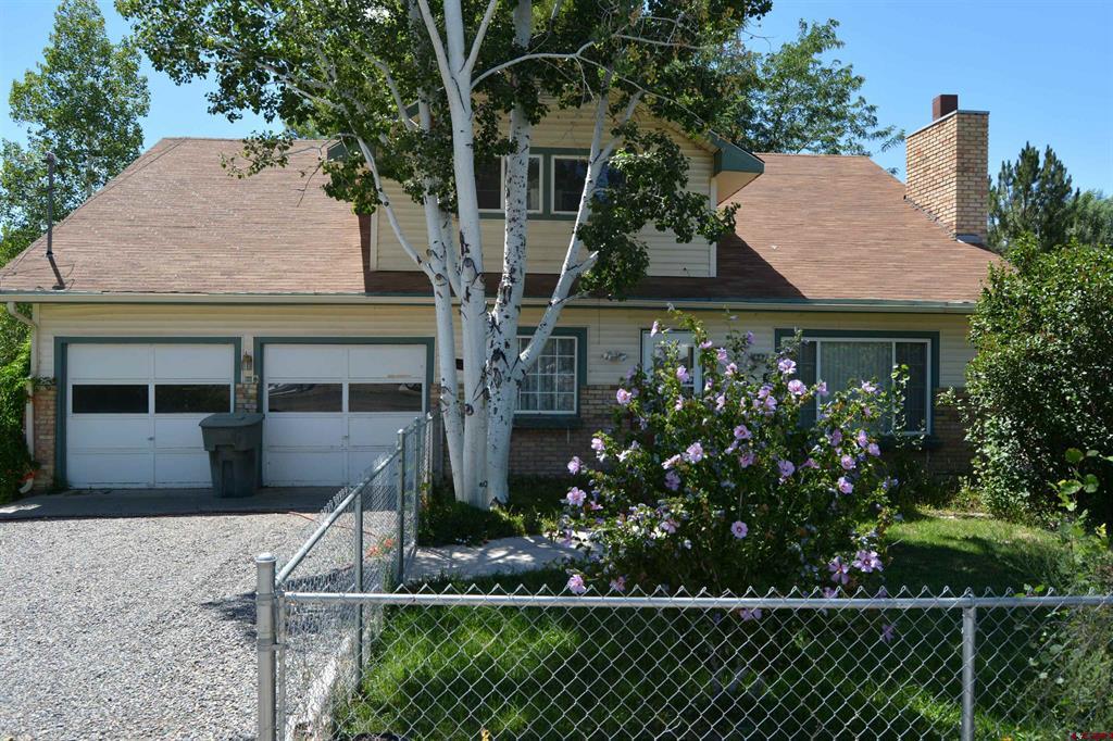 760 1575 Road Property Photo 1