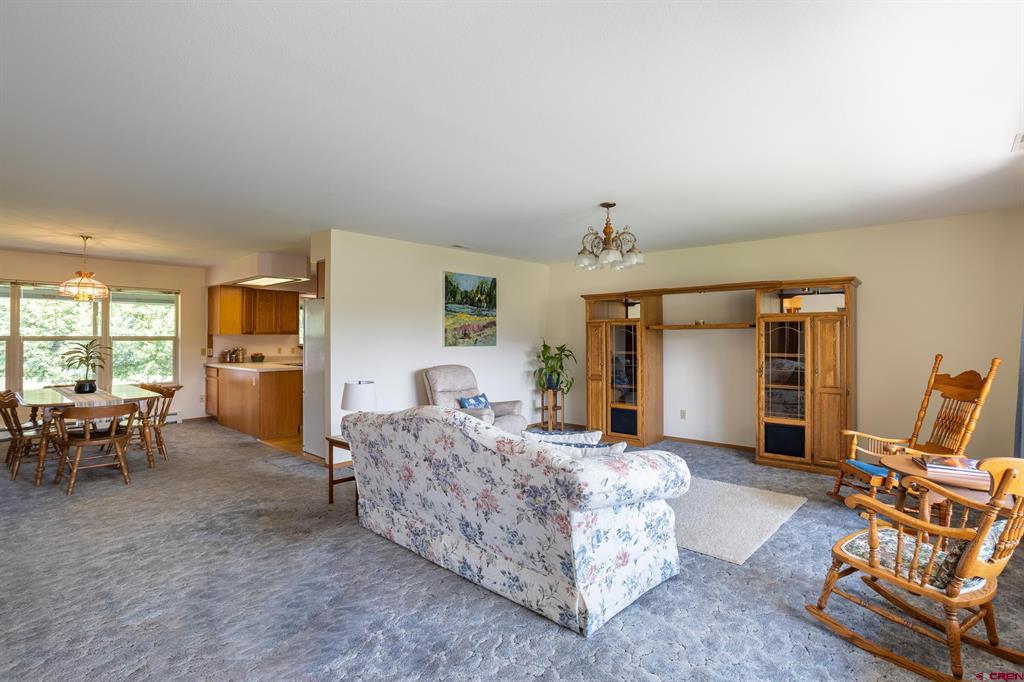 100 Meadowbrook Boulevard Property Photo 4