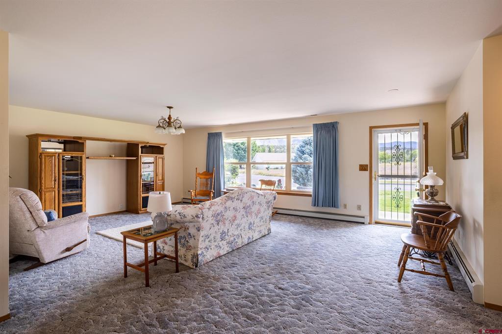 100 Meadowbrook Boulevard Property Photo 14