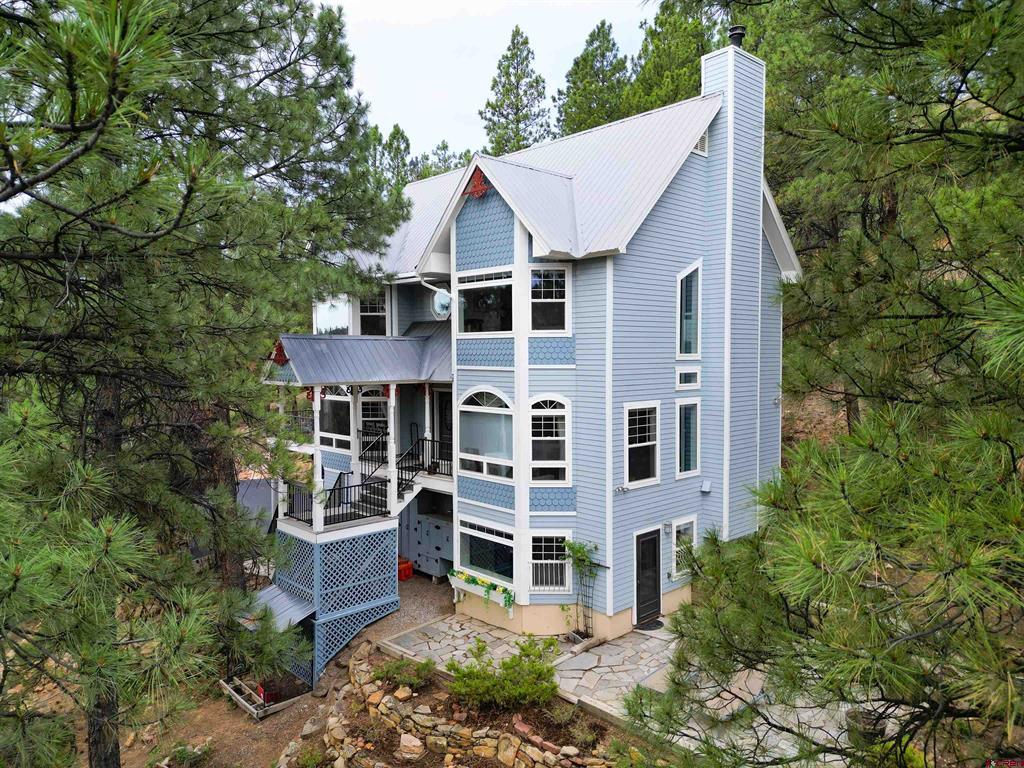 448 Iron King Property Photo 5