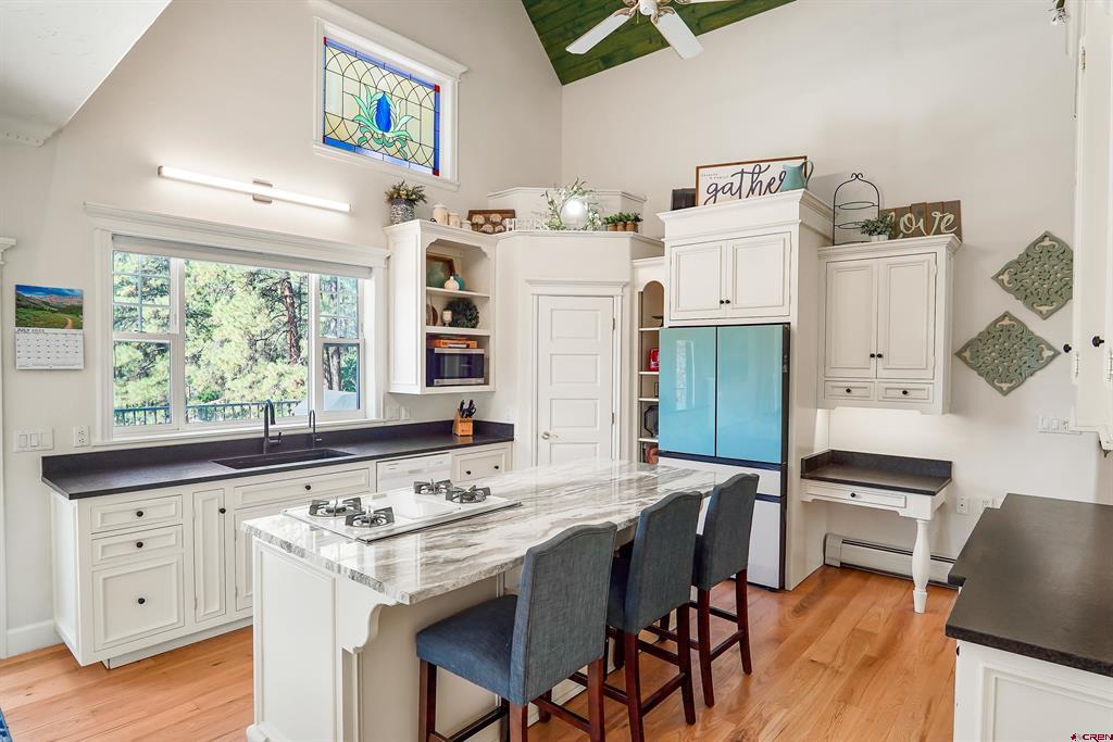 448 Iron King Property Photo 8