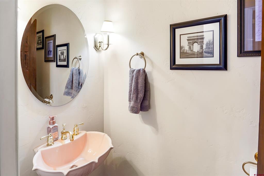 448 Iron King Property Photo 28