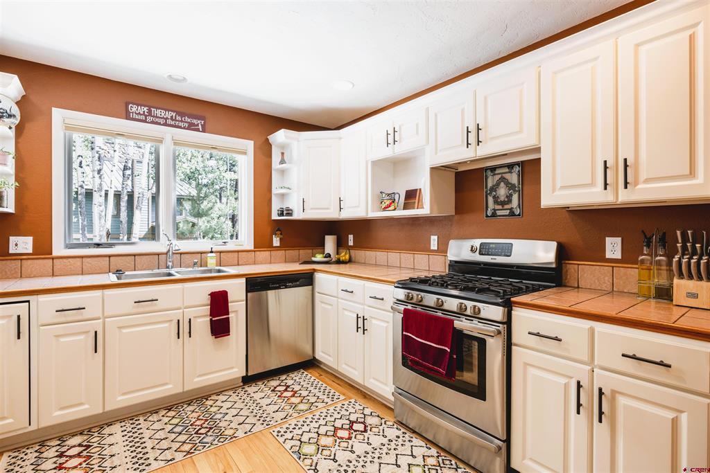 34 Crocus Court Property Photo 17