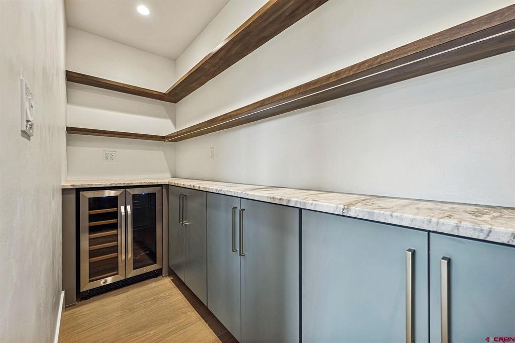 4 Woodland Circle Property Photo 8