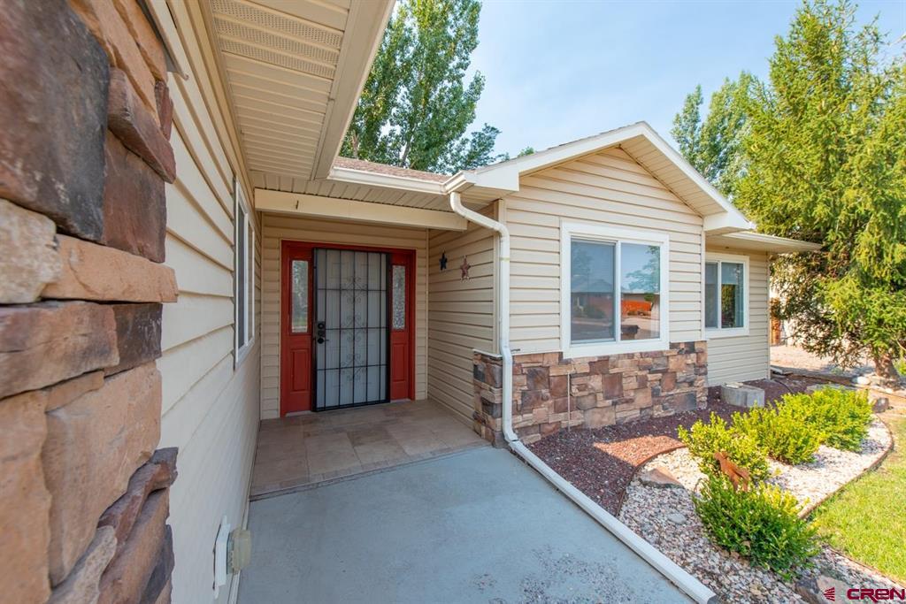 1212 Diamond Hill Street Property Photo 2