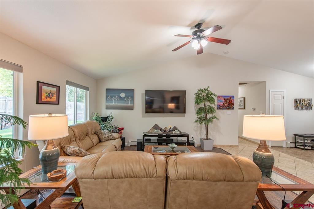 1212 Diamond Hill Street Property Photo 5