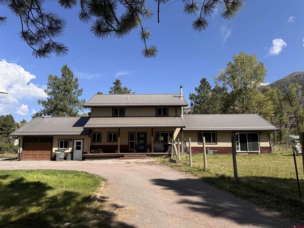 559 Suzanne Lane Property Photo 1