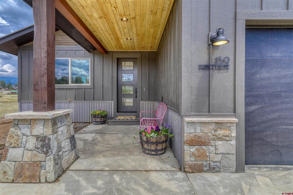 159 Saddle Circle Property Photo 1