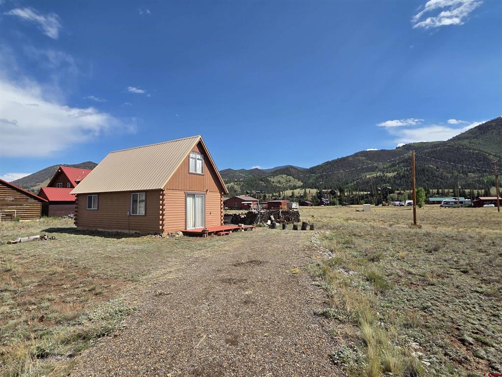 406 Ridge Drive Property Photo 1
